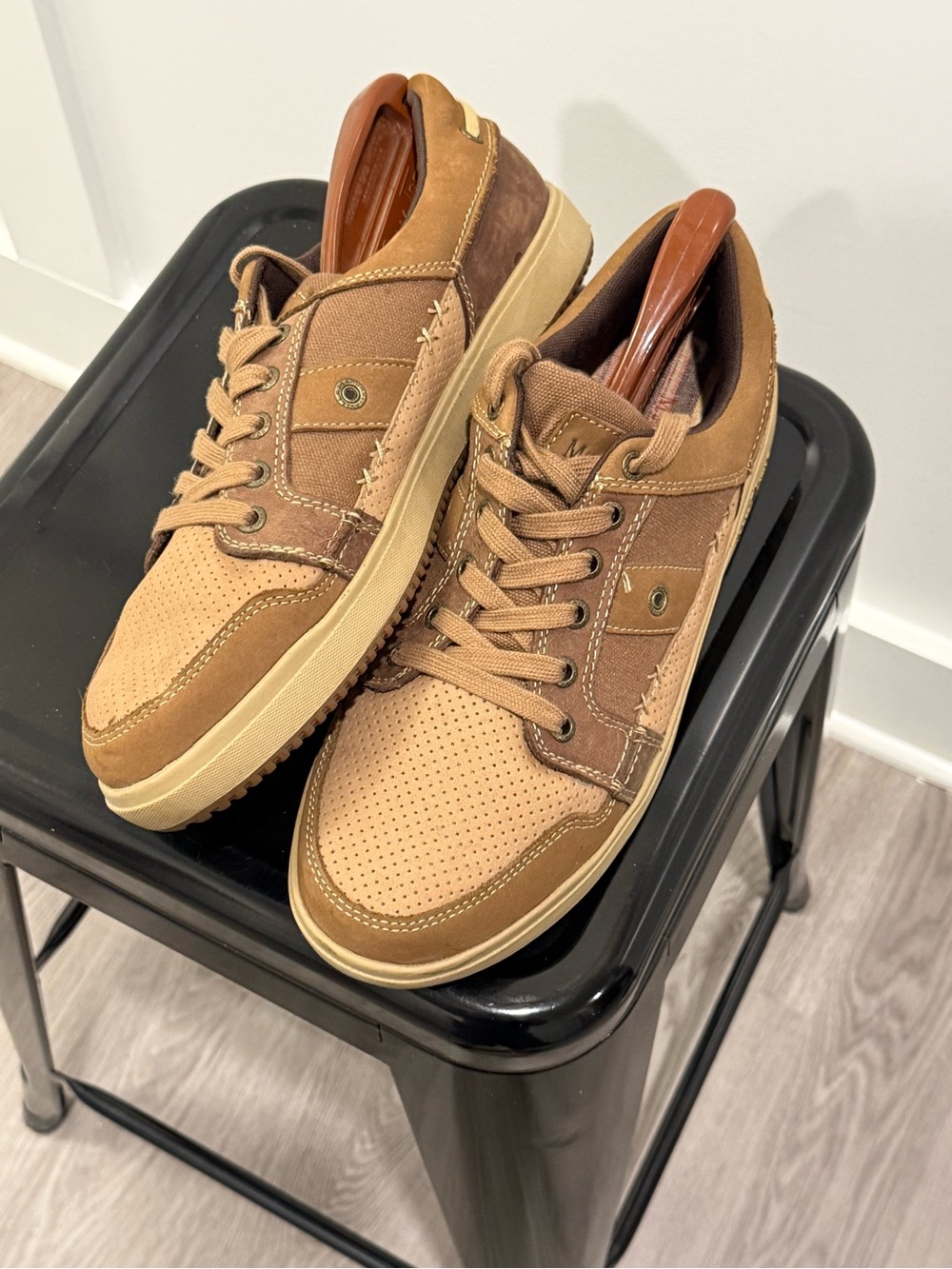Margaritaville Men's Two-Tone Brown/Tan Lace-Up Sneakers